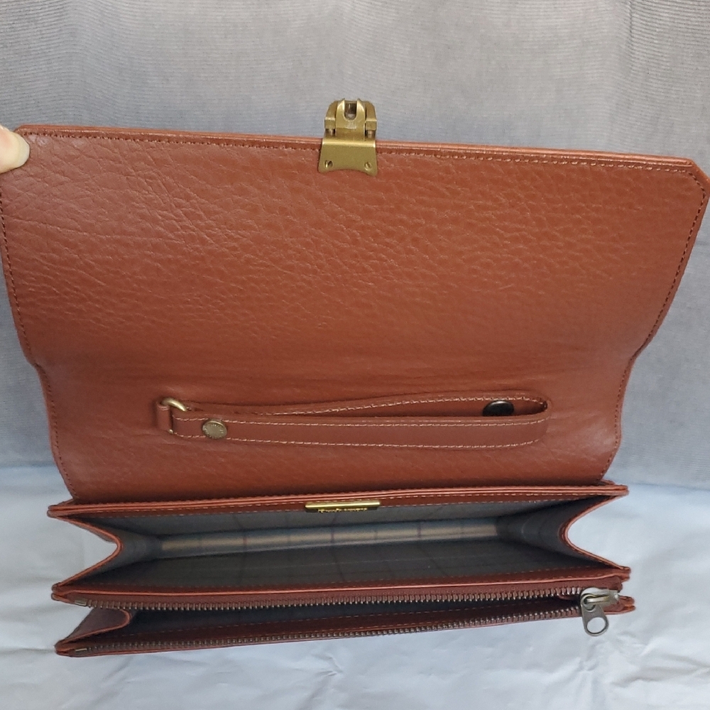Burberry of London Brown Leather Clutch Bag - Picture 12 of 15